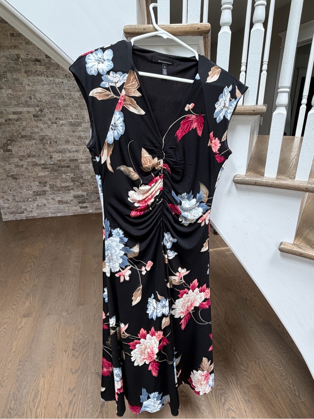 White House Black Market Black Floral Ruched Midi Dress